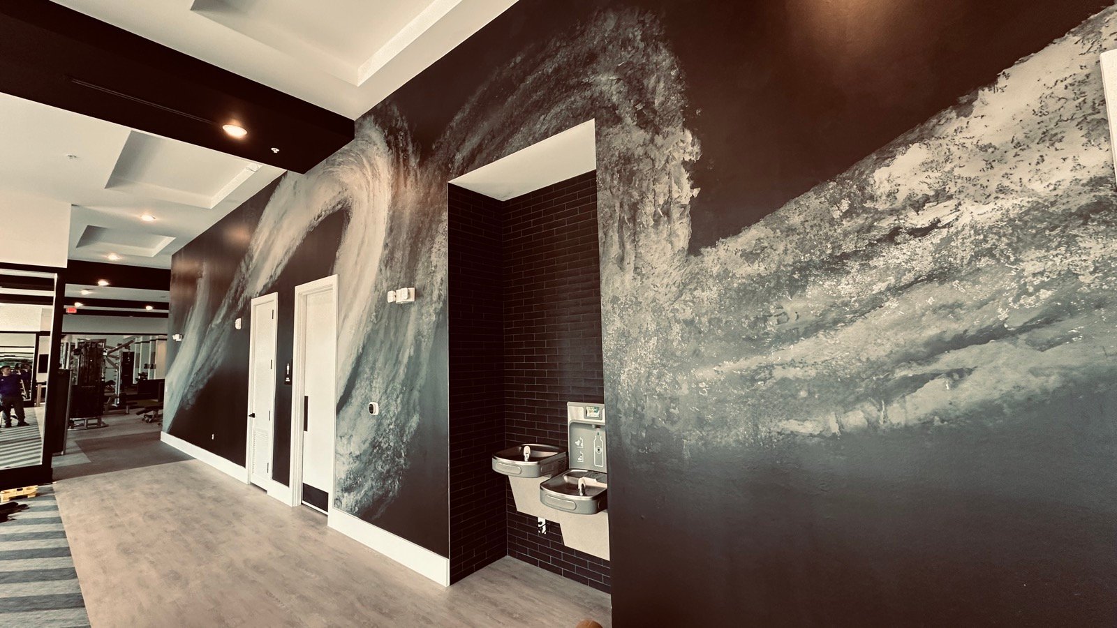 Wall vinyl graphics installation
